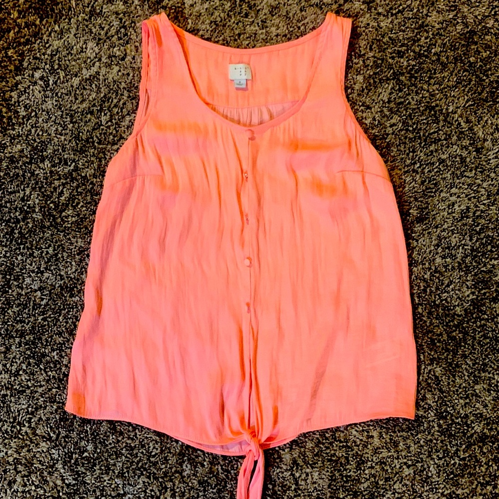 Coral/light pink tank
